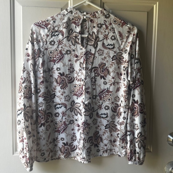 Women's  C&C California paisley, Mao collar, long  sleeves, blouse. Size S. - Picture 2 of 15